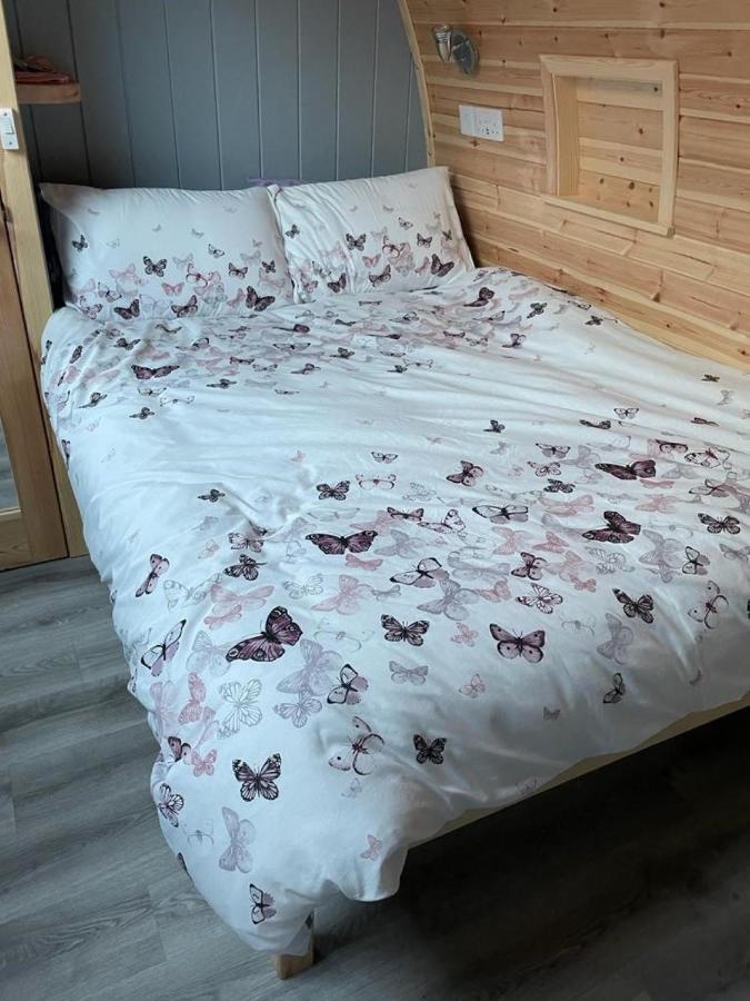 Appartamento Glamping Pods Milngavie Esterno foto