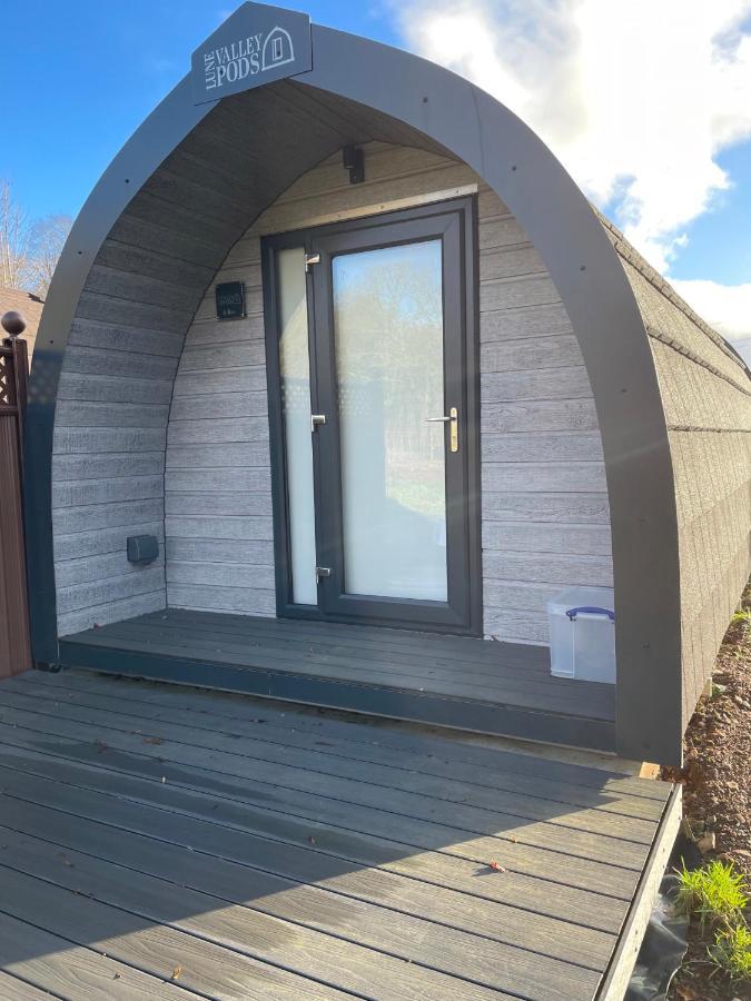 Appartamento Glamping Pods Milngavie Esterno foto