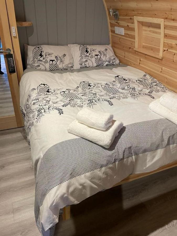 Appartamento Glamping Pods Milngavie Esterno foto