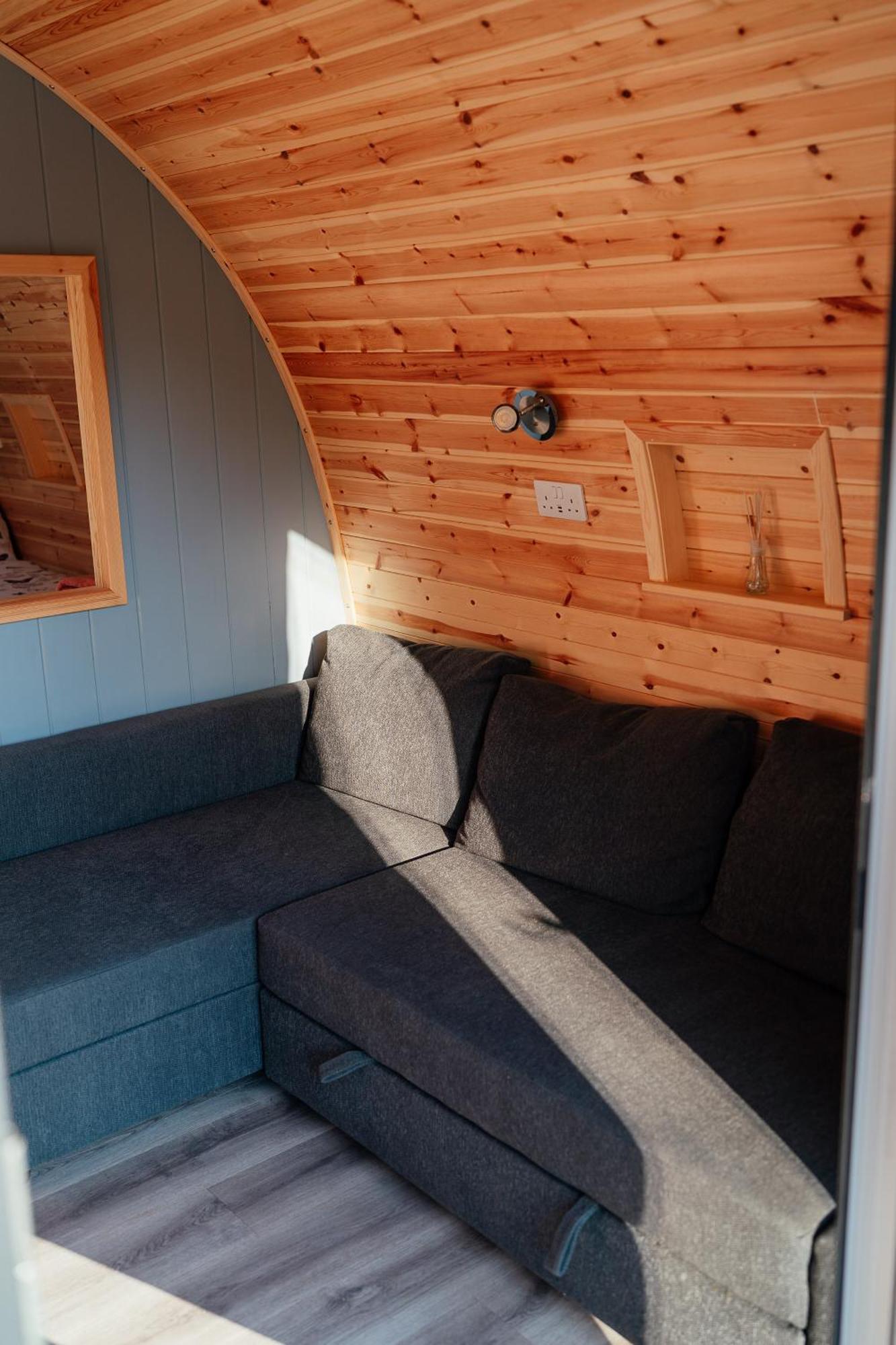 Appartamento Glamping Pods Milngavie Esterno foto