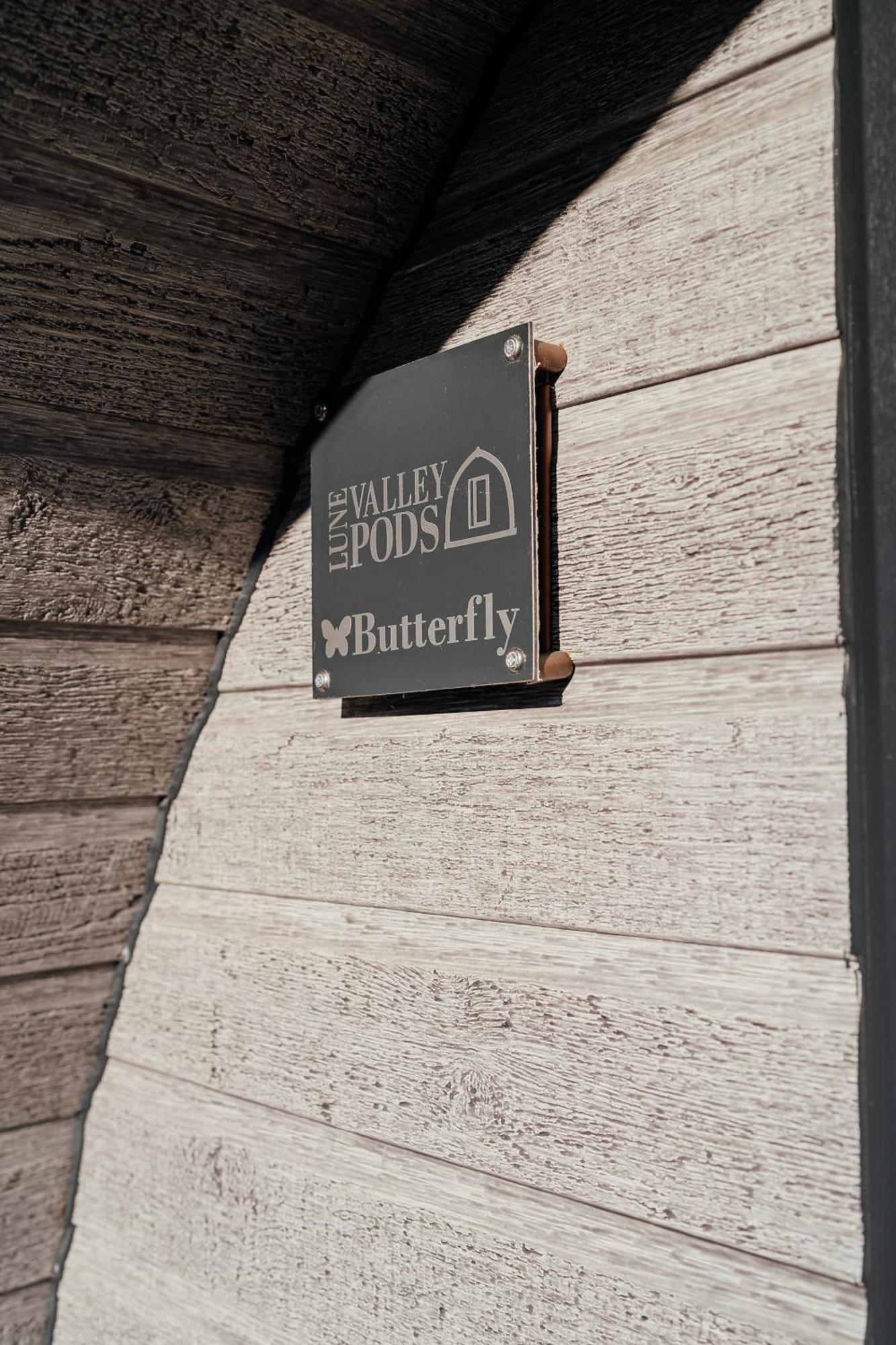 Appartamento Glamping Pods Milngavie Esterno foto